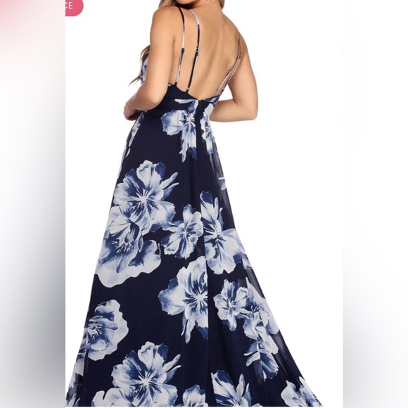 Windsor Bea Formal Floral Wrap Dress Size Medium NWT - Picture 2 of 15